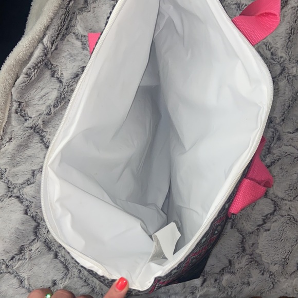 BNWT fully insulated lunch bag/cooler set. - Picture 5 of 6